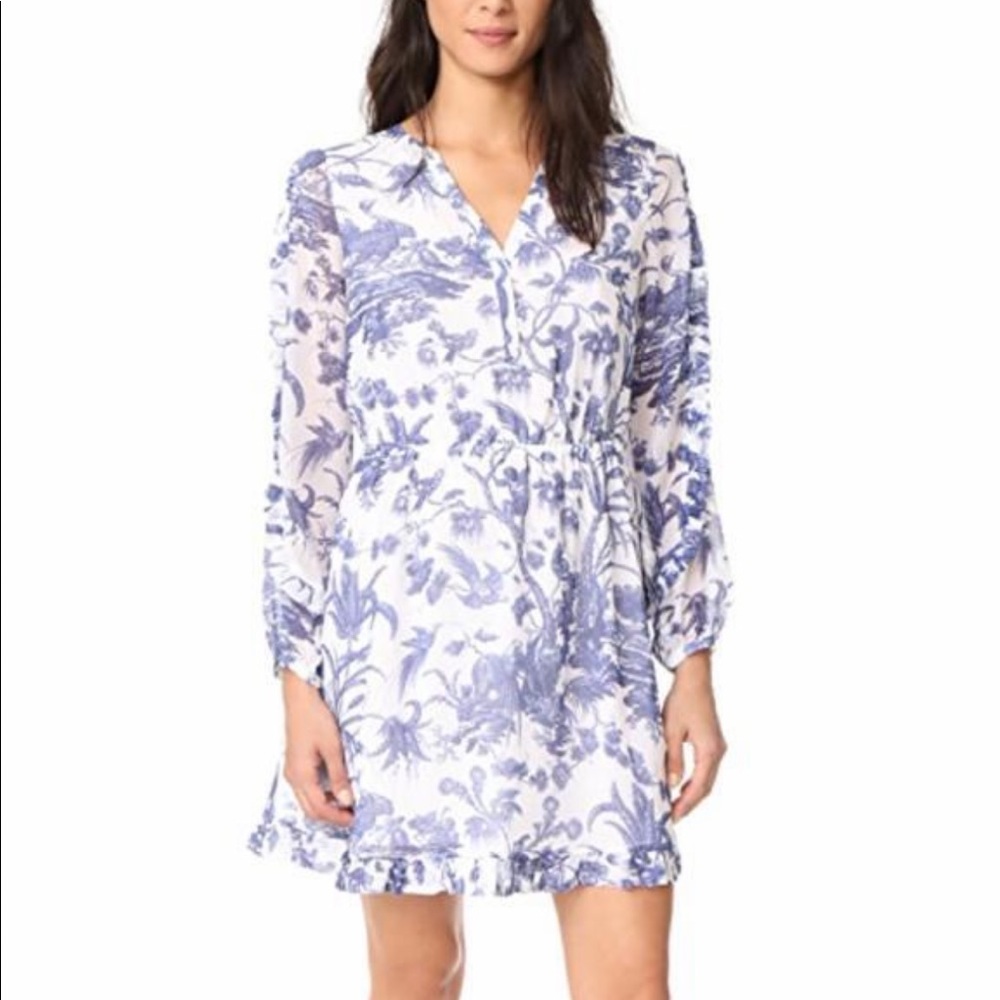 ISO club monaco Ladalia dress size 2 or 4